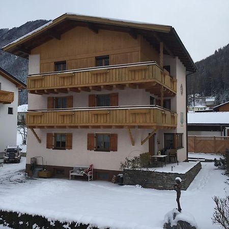 Haus-Nummer 355 Bei Renate & Roland Pfunds Luaran gambar