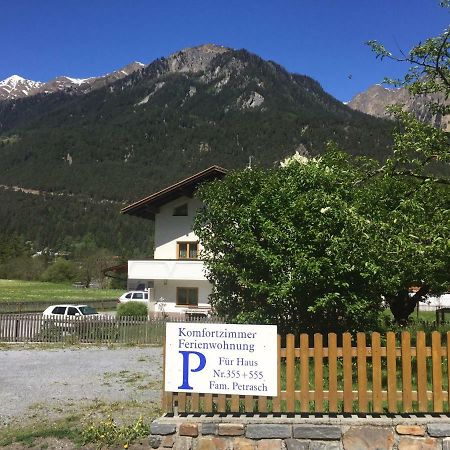 Haus-Nummer 355 Bei Renate & Roland Pfunds Luaran gambar