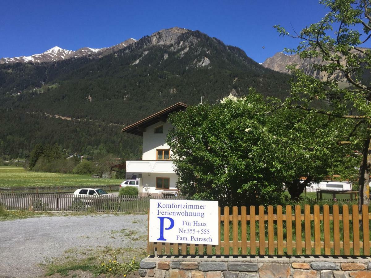 Haus-Nummer 355 Bei Renate & Roland Pfunds Luaran gambar